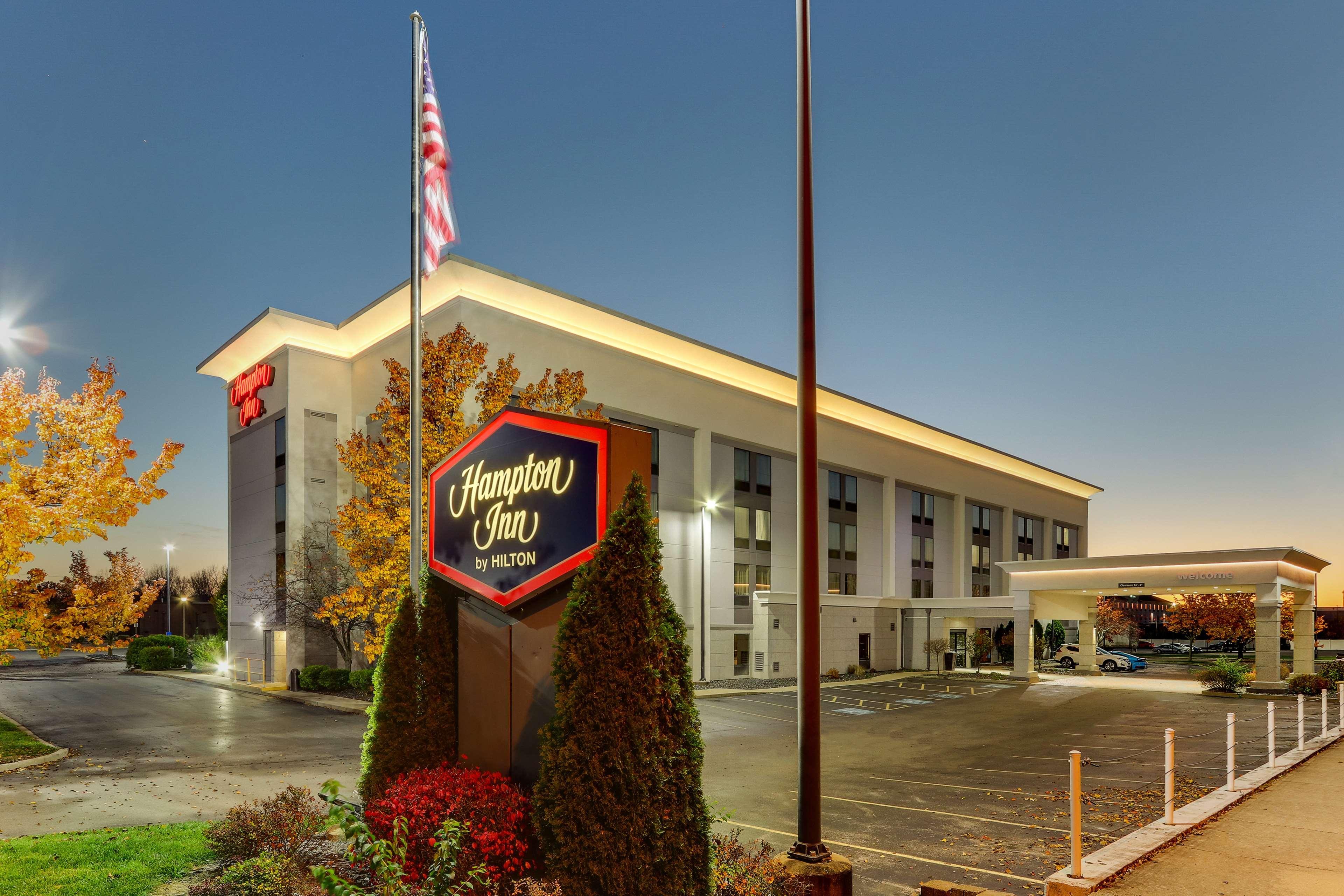 Hampton Inn Springfield Dış mekan fotoğraf
