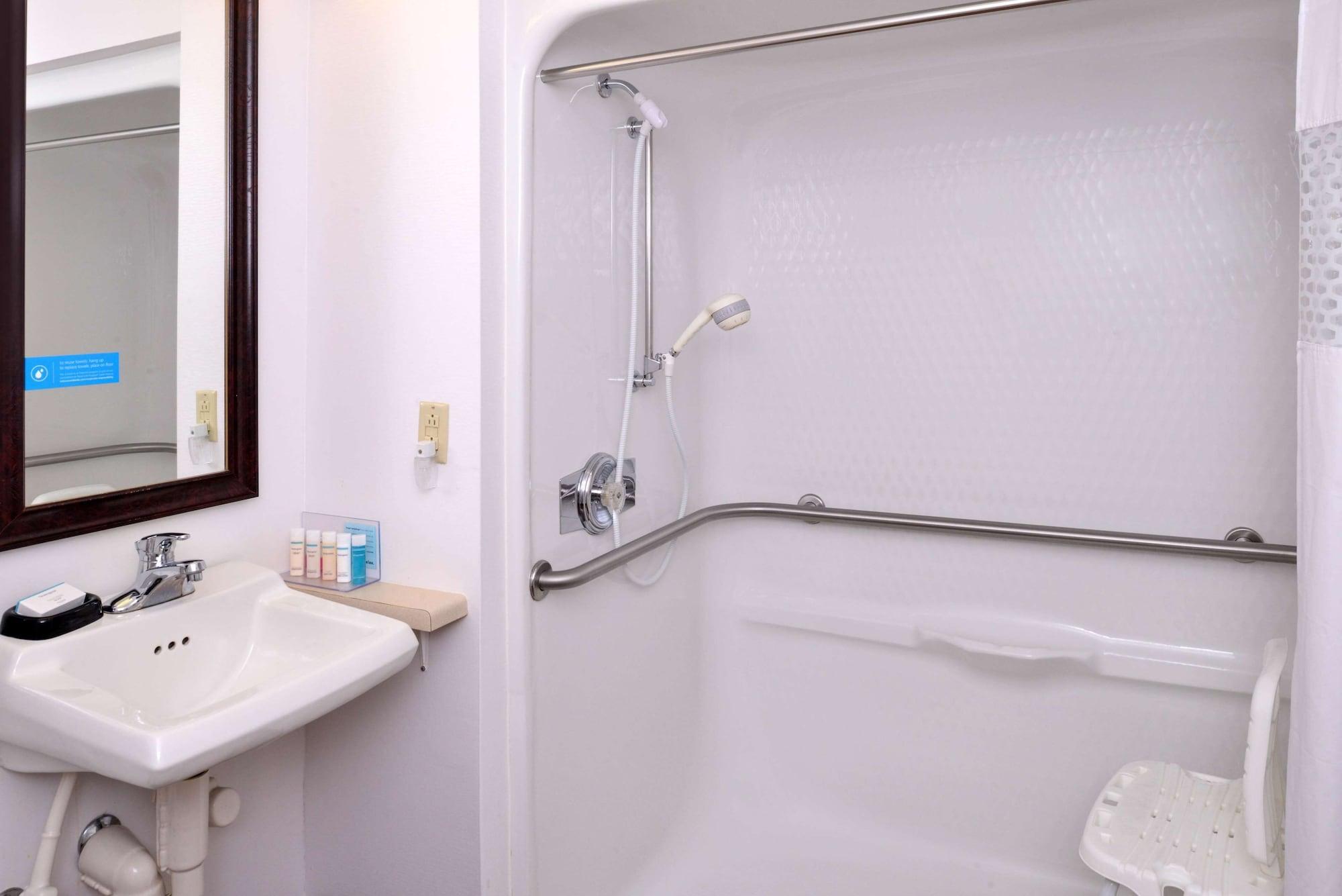 Hampton Inn Springfield Dış mekan fotoğraf