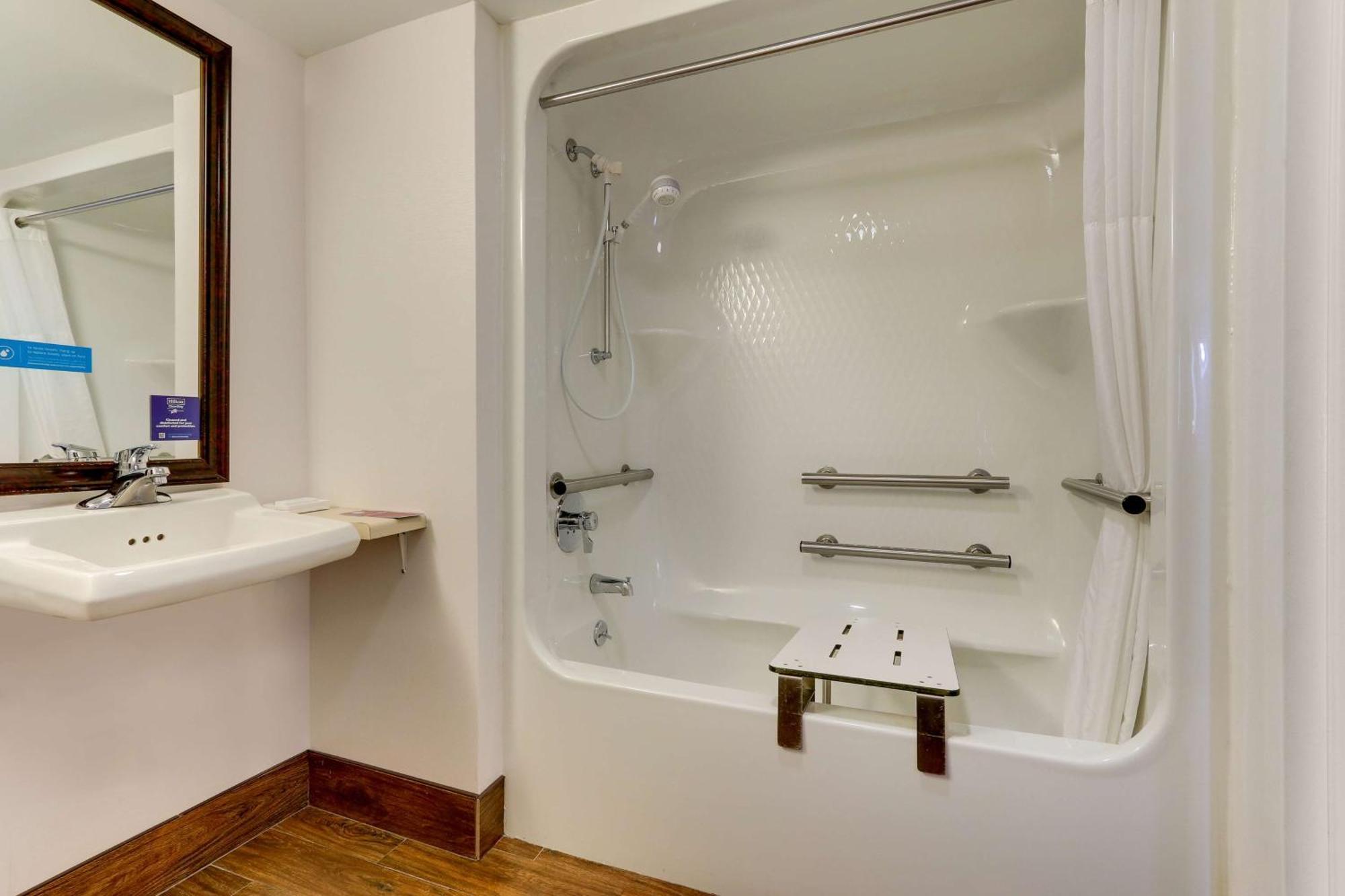 Hampton Inn Springfield Dış mekan fotoğraf