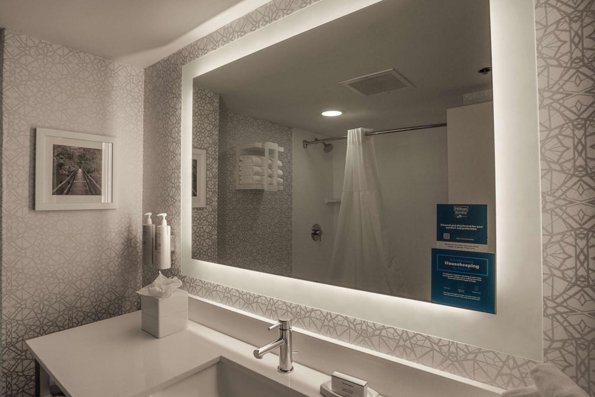 Hampton Inn Springfield Dış mekan fotoğraf